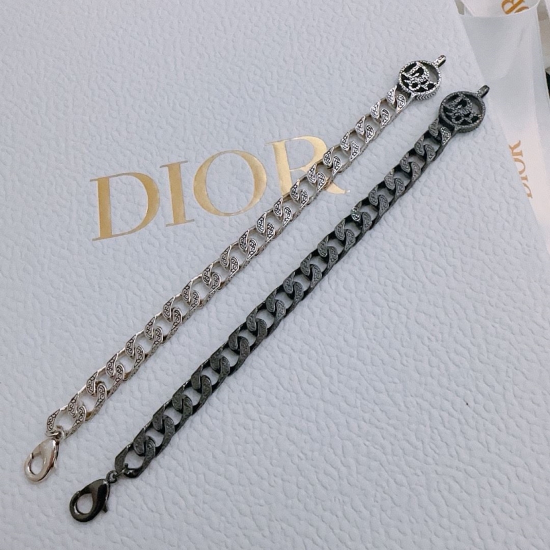 chr1st1an D10r necklaces